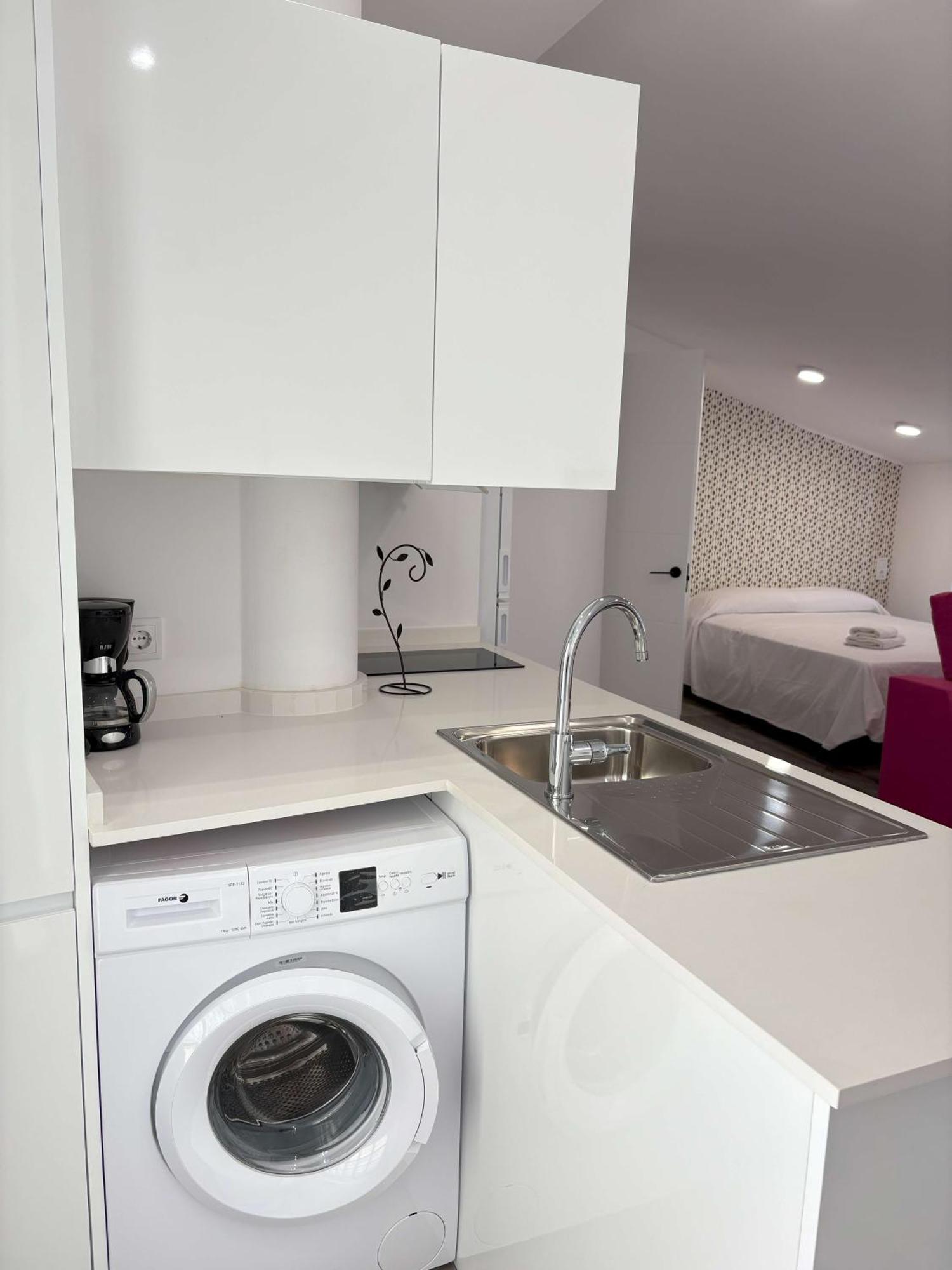 Apartamentos Carmela Benidorm Esterno foto