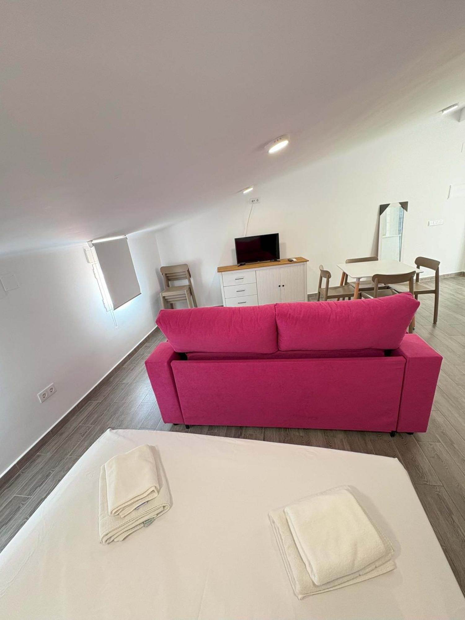 Apartamentos Carmela Benidorm Esterno foto